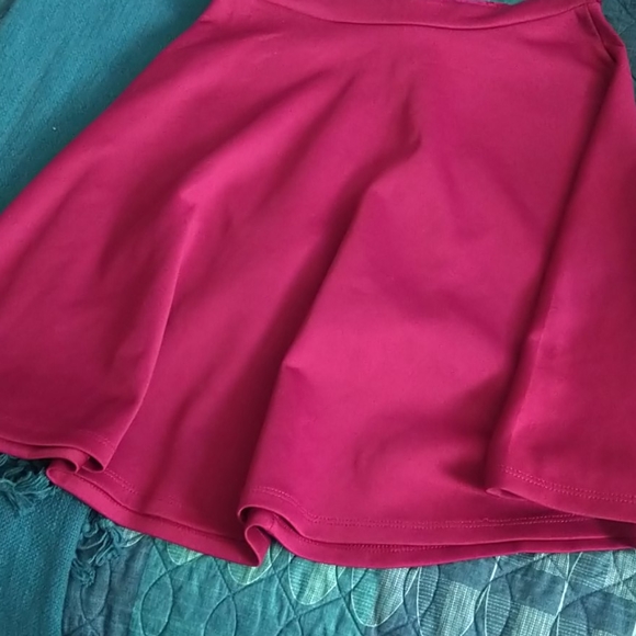 As U Wish Burgundy Lace Halter Skater Dress Sz S - Picture 4 of 5